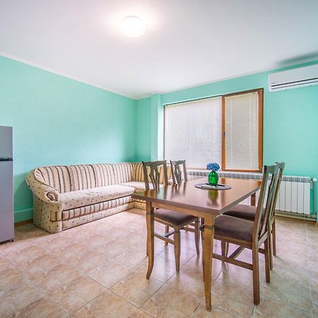 Апартамент Морски Бриз Balchik Exterior photo