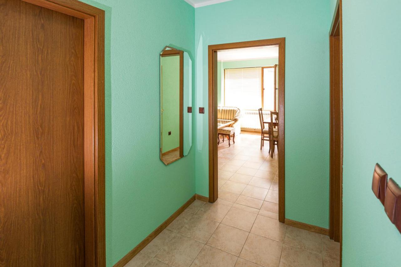 Апартамент Морски Бриз Balchik Exterior photo